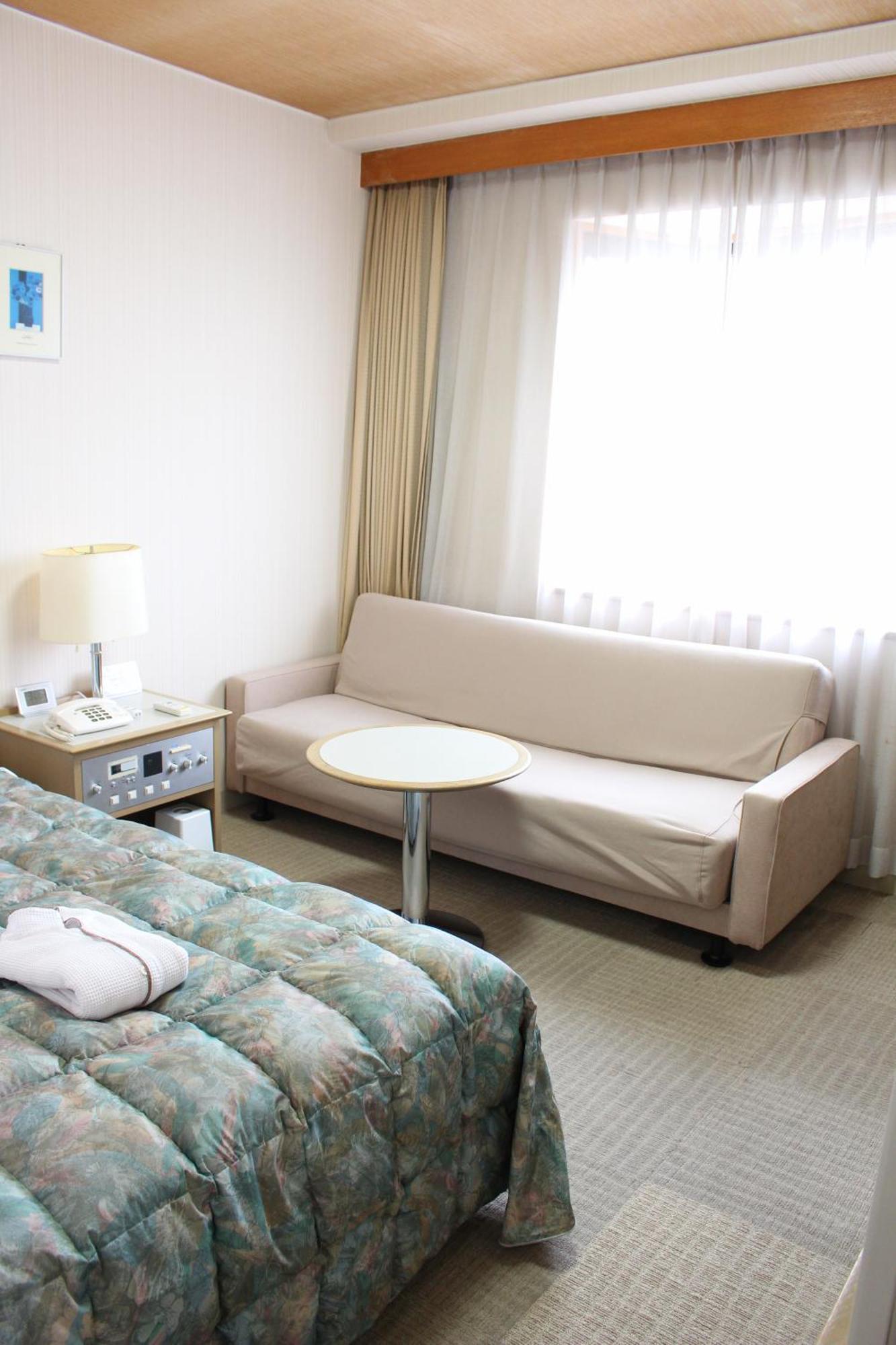 Hotel Rubura Ohzan Nagoya Bagian luar foto