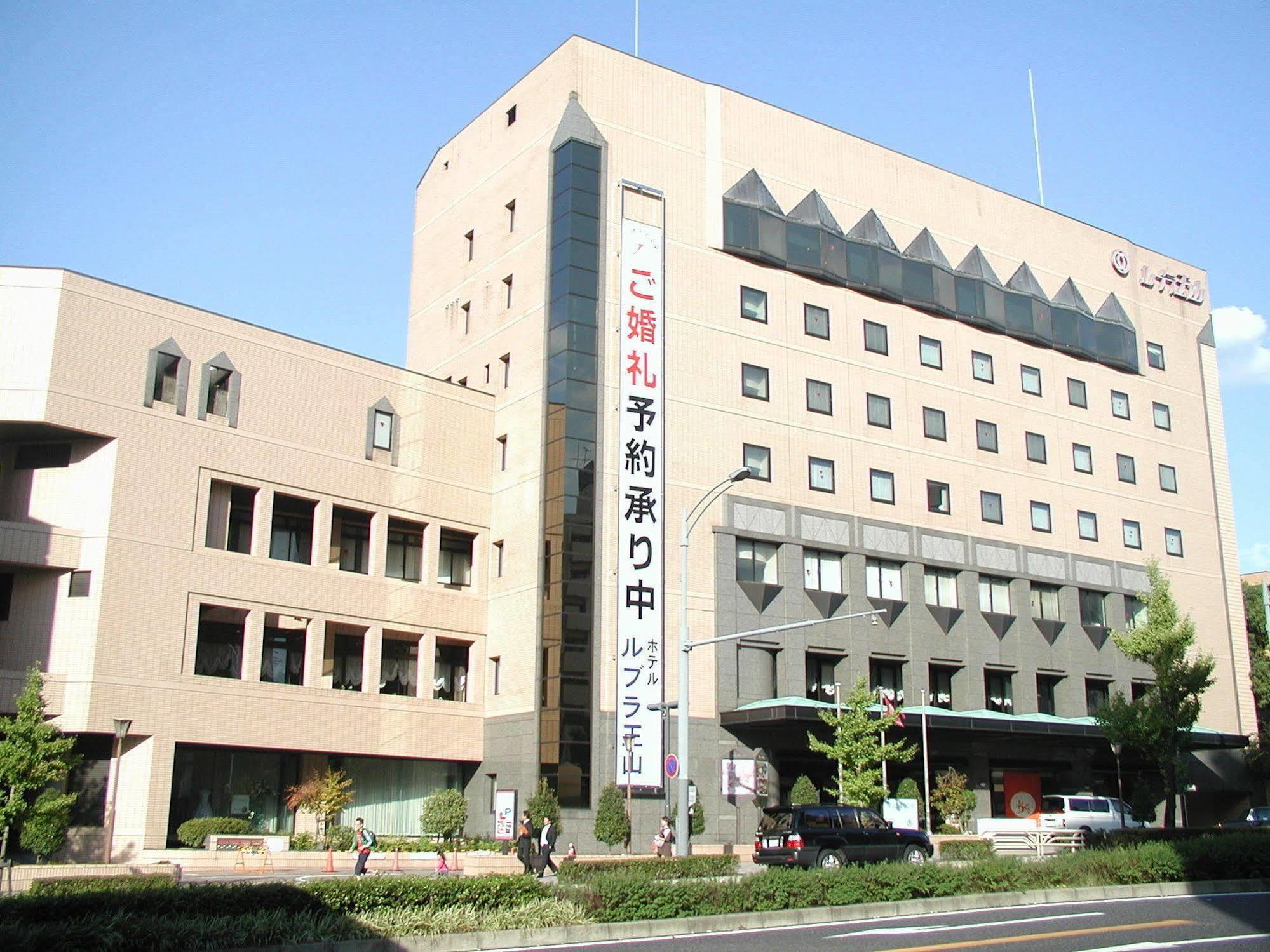 Hotel Rubura Ohzan Nagoya Bagian luar foto